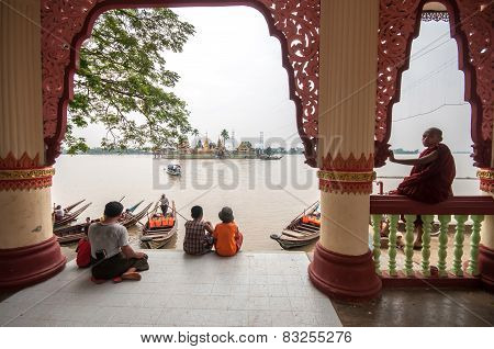Boat Transport