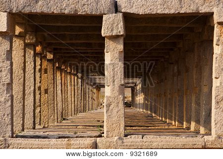 Túnel infinito, Hampi.