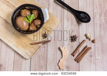 Thai Food : Egg Stewed With Pork And Tofu