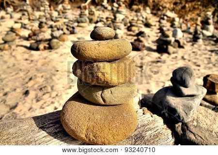 stone balancing at pfeiffer beach