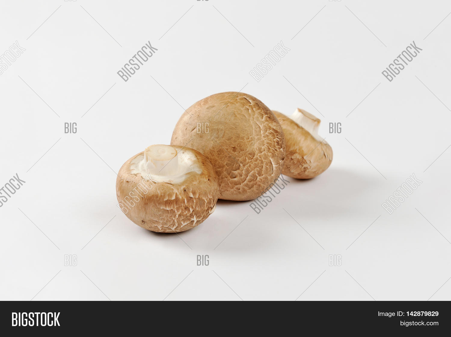 Raw Cremini Mushrooms Image & Photo (Free Trial) | Bigstock