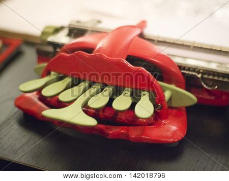 Typewriter for the blind - aids for the blind