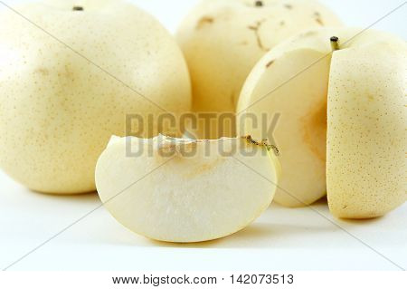 Pear fruit is useful. A high dietary fiber Aid in digestive system