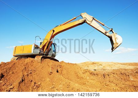 loader excavator at work