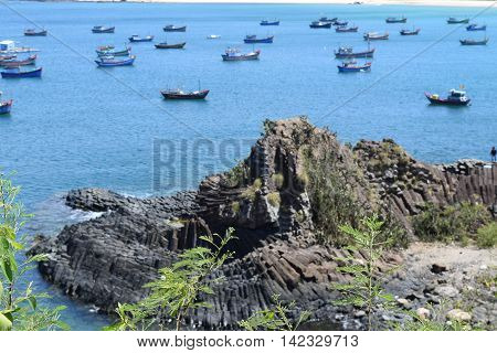 Vietnamese Natural Heritage Ganh Da Dia Sea With Fishing Boats