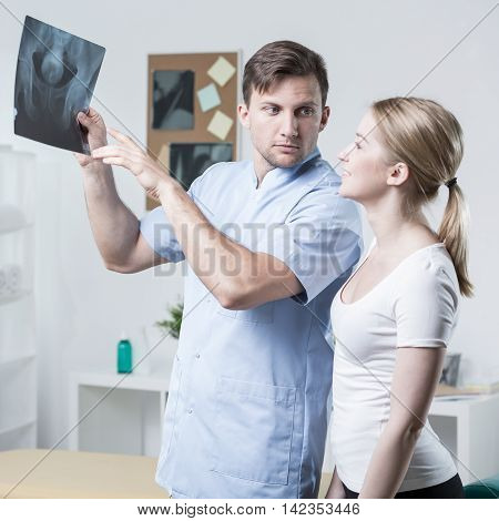 Analyzing X-ray Of Hip Joint