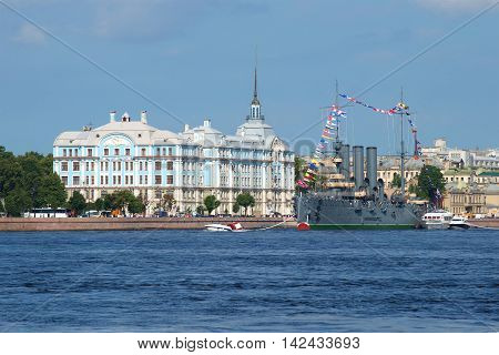 ST. PETERSBURG, RUSSIA - JULY 28, 2016: A view of the Nakhimov naval Academy and the cruiser 
