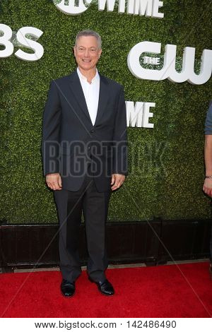 LOS ANGELES - AUG 10:  Gary Sinise at the CBS, CW, Showtime Summer 2016 TCA Party at the Pacific Design Center on August 10, 2016 in West Hollywood, CA