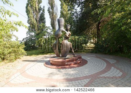 Monument The Girl With A Contrabass