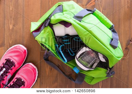 bag on the table is assembled in the gym