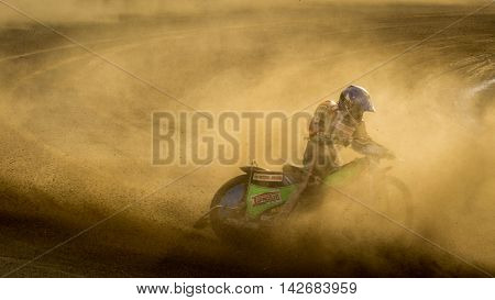 Speedway. Veterans competition. October 17 2015 Ukraine Voznesensk. Competition veterans Speedway. The final race.