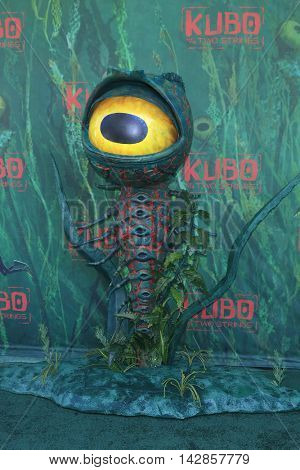 LOS ANGELES - AUG 14: Kubo, Atmosphere at the premiere of Focus Features' 'Kubo and the Two Strings' at AMC Universal City Walk on August 14, 2016 in Los Angeles, California