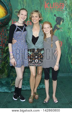 LOS ANGELES - AUG 14: Rory Jackson, Melora Hardin, Piper Jackson at the premiere of Focus Features' 'Kubo and the Two Strings' at AMC Universal City Walk on August 14, 2016 in Los Angeles, California