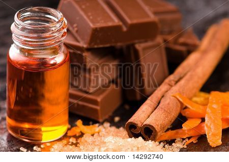 Chokolade med appelsin og kanel