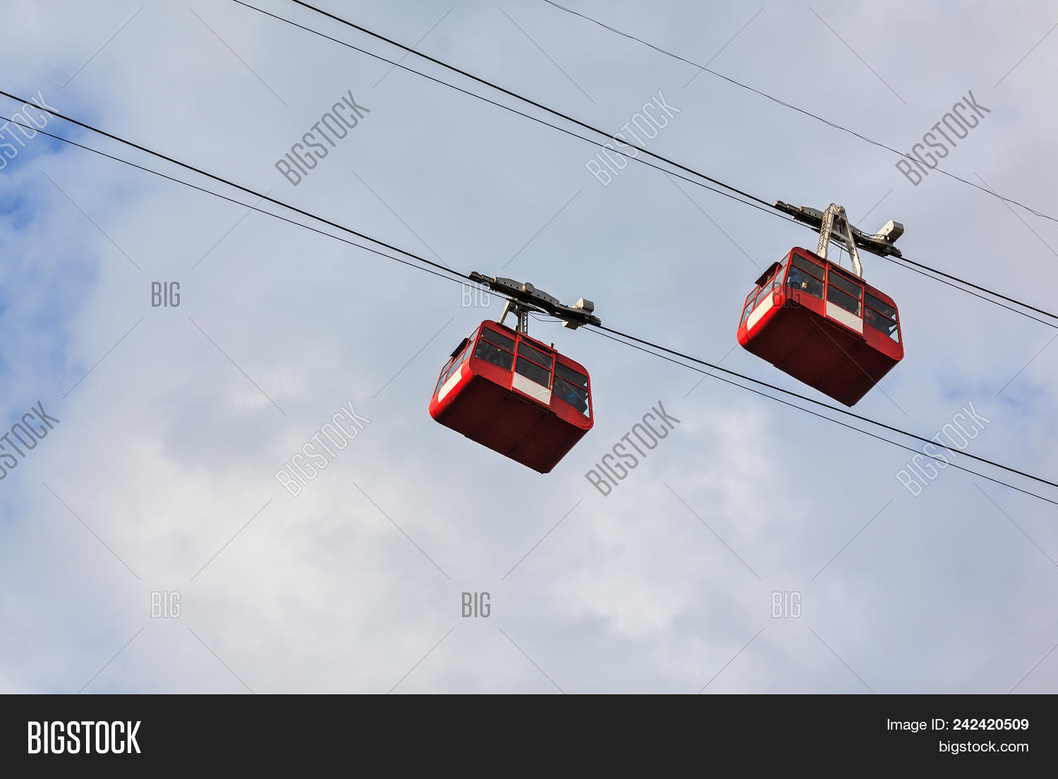 Two Red Cabin Ropeway Image & Photo (Free Trial) | Bigstock