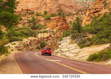 Utah, Usa- September 03, 2017: Car On The Street In Zion National Park. The Park Is Located In South