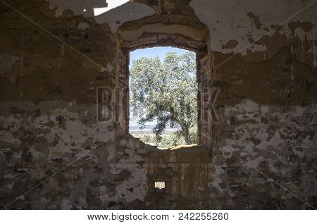 Saceruela Airfield Remains. Dilapidated Facilities. Spanish Civil War 1936-1939, Ciudad Real, Spain