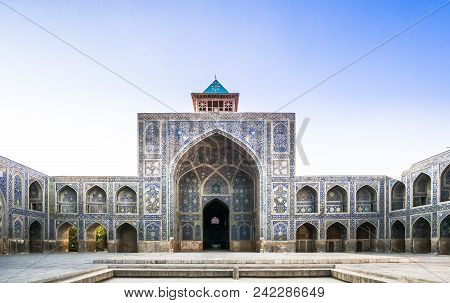 View On Traditional Jameh Mosque Of Isfahan - Iran