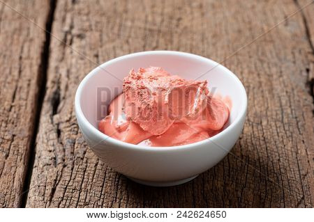 Red Lime Paste