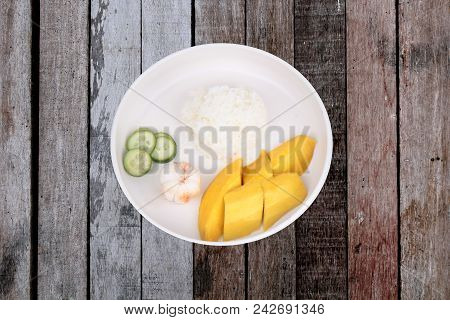 Thai Treaditional Food, Jasmine Rice With Vegetables And Fruits As Mangosteen, Mango And Cucumber.