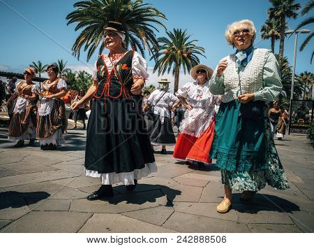 Puerto De La Cruz, Tenerife, Canary Islands - May 30, 2017: Canaries People Dressed In Traditional C