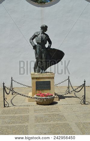 Beautiful Monument To Cayetano Ordonez 