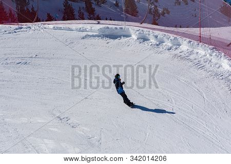 Grandvalira, Andorra : 2019 December 28 : People Having Fun In Sunny Day On Grandvalira Ski Station 