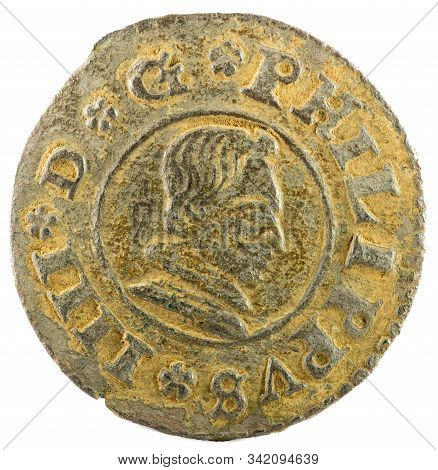 Ancient Spanish Copper Coin Of King Felipe Iv. 1663. Coined In Sevilla. 16 Maravedis. Obverse.