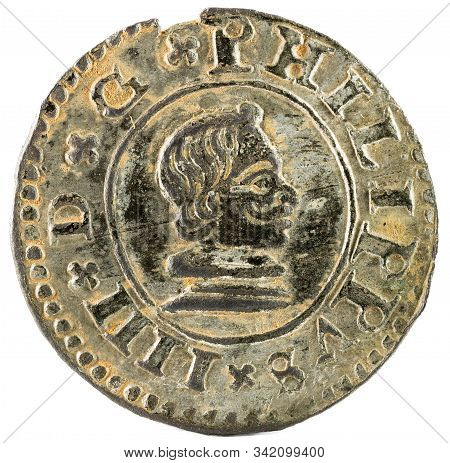 Ancient Spanish Copper Coin Of King Felipe Iv. 1662. Coined In Sevilla. 16 Maravedis. Obverse.