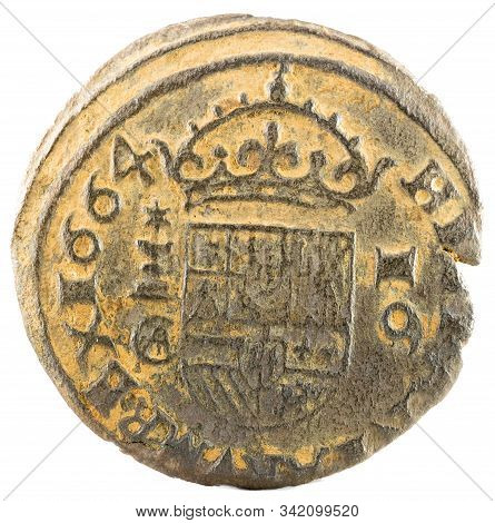 Ancient Spanish Copper Coin Of King Felipe Iv. 1664. Coined In Cuenca. 16 Maravedis. Reverse.