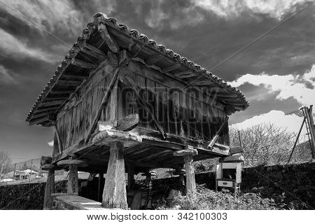 Horreo Asturiano. Asturian Barn. Popular Architecture In Vibaño. Asturias. Spain.