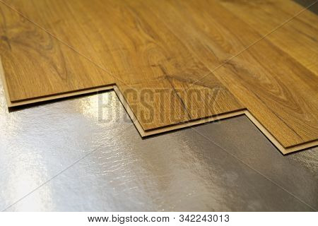 Flooring - Laminate Floor Installation On Foil Underlay