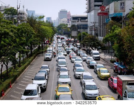 Phayathai, Bangkok / Thailand - December 28, 2019: High Angle View Of Traffic Jam Street In Bangkok