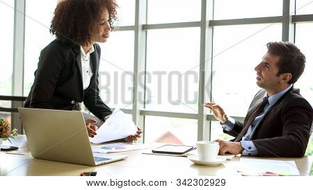 Happy International Coworkers Good Friendly Trusting Evironment Work Place