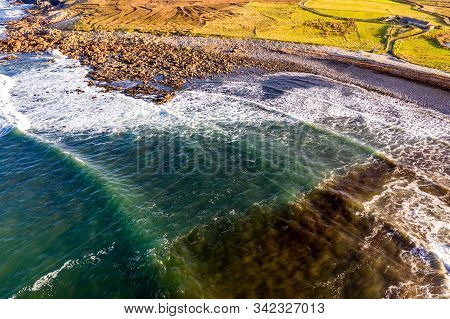 The Coastline Between Meenlaragh And Brinlack : Tra Na Gcloch In County Donegal - Ireland