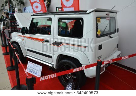 Suzuki Jimny Sierra At Manila Auto Salon