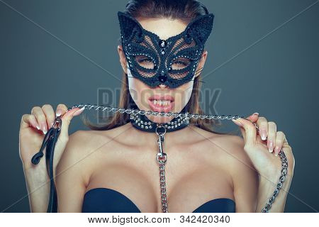 Sexy Wild Brunette Woman In Catwoman Mask Showing Guide Neck Chain Portrait, Bdsm