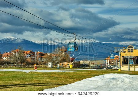 Bansko, Bulgaria - December 27, 2019: Ski Resort Center In Bulgaria. Cableway For Climbing The Mount