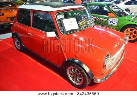 Pasay, Ph - Nov. 16: Mini Cooper Limited Mr. Bean At Manila Auto Salon On November 16, 2019 In Smx C