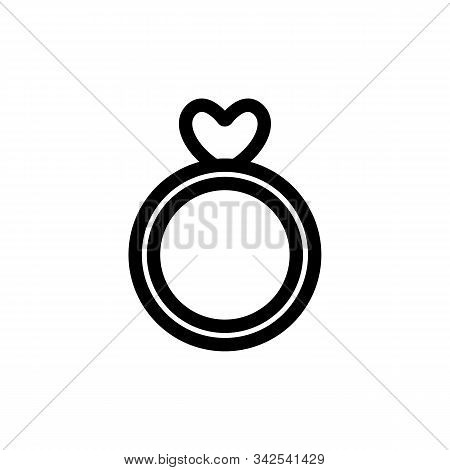 Ring With Gem Icon Vector. A Thin Line Sign. Isolated Contour Symbol Illustration
