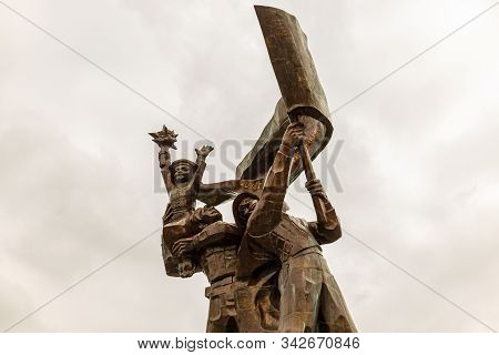 Dien Bien Phu, Vietnam - November 24, 2018: The Battle Of Dien Bien Phu Victory Statue At D1 Hill. A