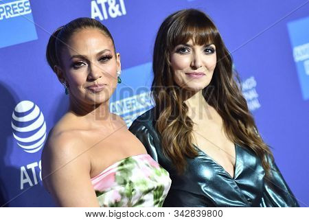 LOS ANGELES - JAN 02:  Jennifer Lopez and Lorene Scafaria arrives for the PSIFF Awards Gala 2020 on January 02, 2020 in Palm Sprimgs, CA                