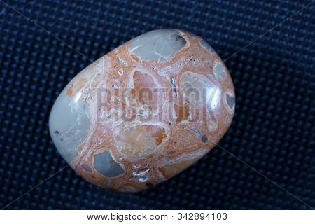 The Leopard Jasper Improves Endurance And Strengthens The Bladder.
