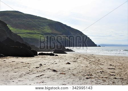 Beautiful Ireland. Dingle Peninsula. Coumeenoole Beach While Driving Along The Ring Of Dingle
