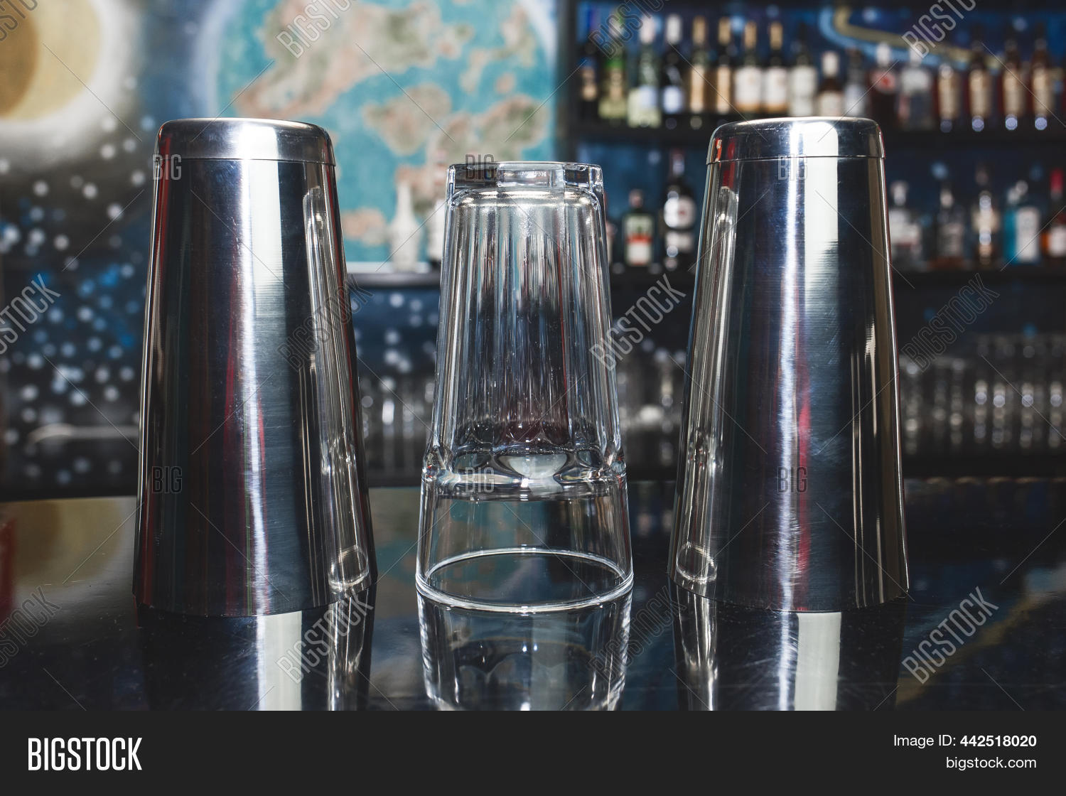 2 Shakers Bar Image & Photo (Free Trial) Bigstock