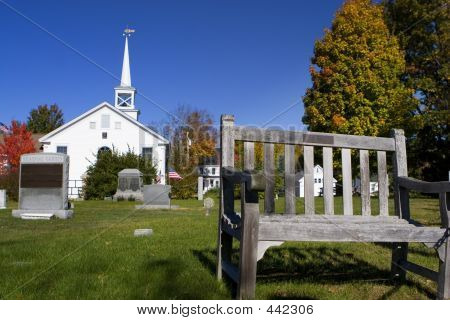 Panchina al cimitero
