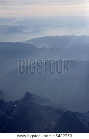 Europe Italie Italien Alpes vue aérienne au lever du soleil