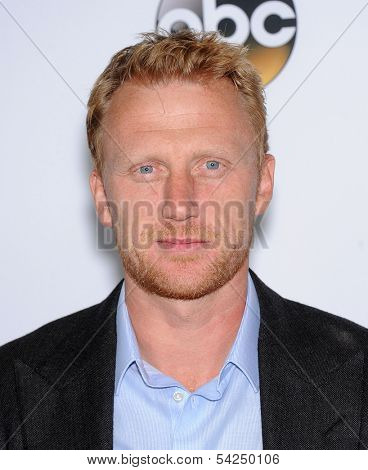 LOS ANGELES - SEP 28:  Kevin McKidd arrives to 