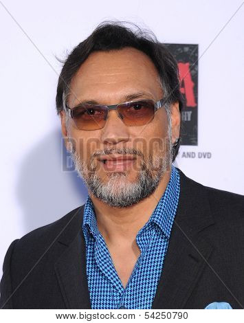 LOS ANGELES - SEP 07:  Jimmy Smits arrives to 