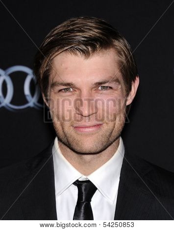 LOS ANGELES - OCT 28:  Liam McIntyre arrives to 